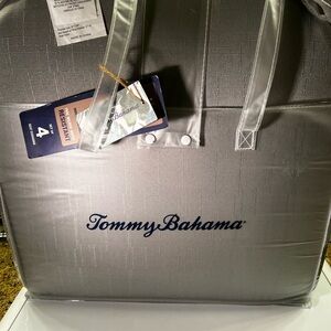 Tommy Bahama NWT Set of 4 Seat Cushions 20x20 Gray with Tote